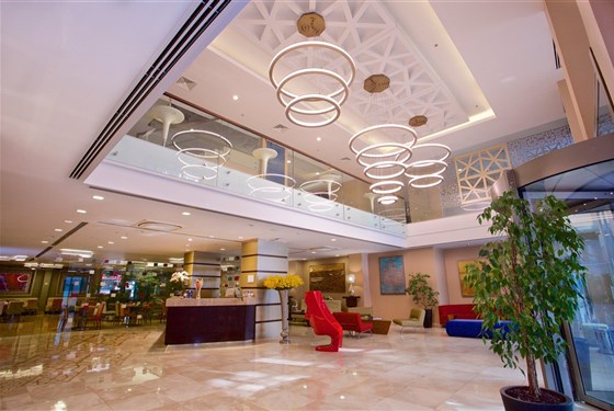 Ramada by Wyndham Istanbul Taksim - Ramada-by-Wyndham-Istanbul-Taksim-lobby-3.jpg