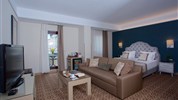 Ramada by Wyndham Istanbul Taksim - Ramada-by-Wyndham-Istanbul-Taksim-suite-4.jpg