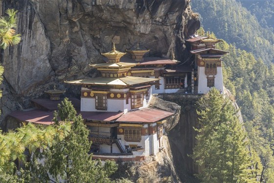 Cesta do srdce Himálaje: Nepál a Bhútán s průvodcem - 