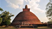 Esence Srí Lanky - Exotický Cejlon s českým průvodcem - Sri Lanka_Anuradhapura_stupa 2