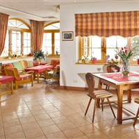 Familienhotel Berghof (S) - ckmarcopolo.cz