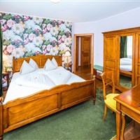 Romantikhotel Metzgerwirt (W) - ckmarcopolo.cz