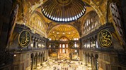 Anatolská odysea Kapadokie Mezopotámie Ararat Istanbul a Egejské pobřeží - Hagia Sofia uvnitř