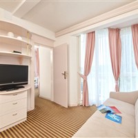 Hotel Zorna Plava Laguna - ckmarcopolo.cz