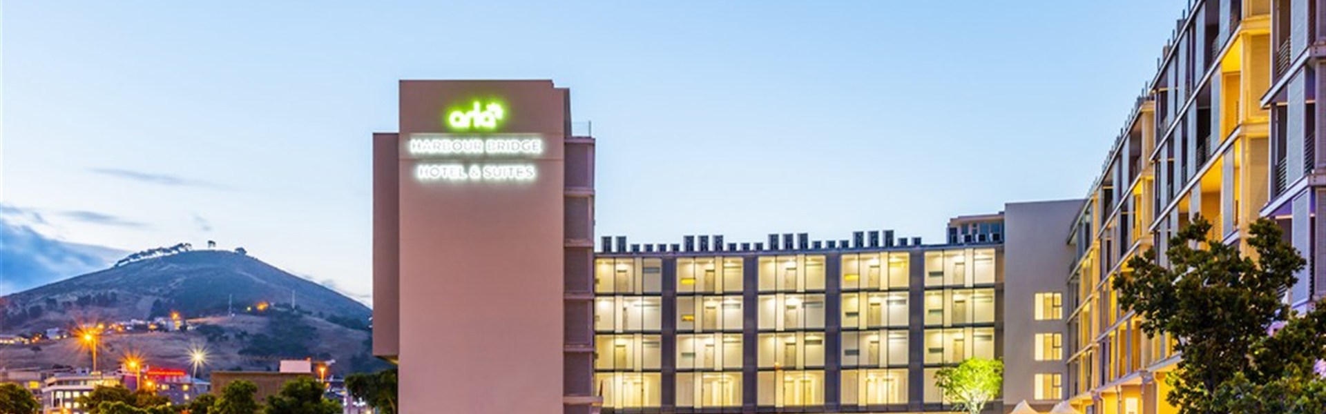 Marco Polo - aha Harbour Bridge Hotel - 