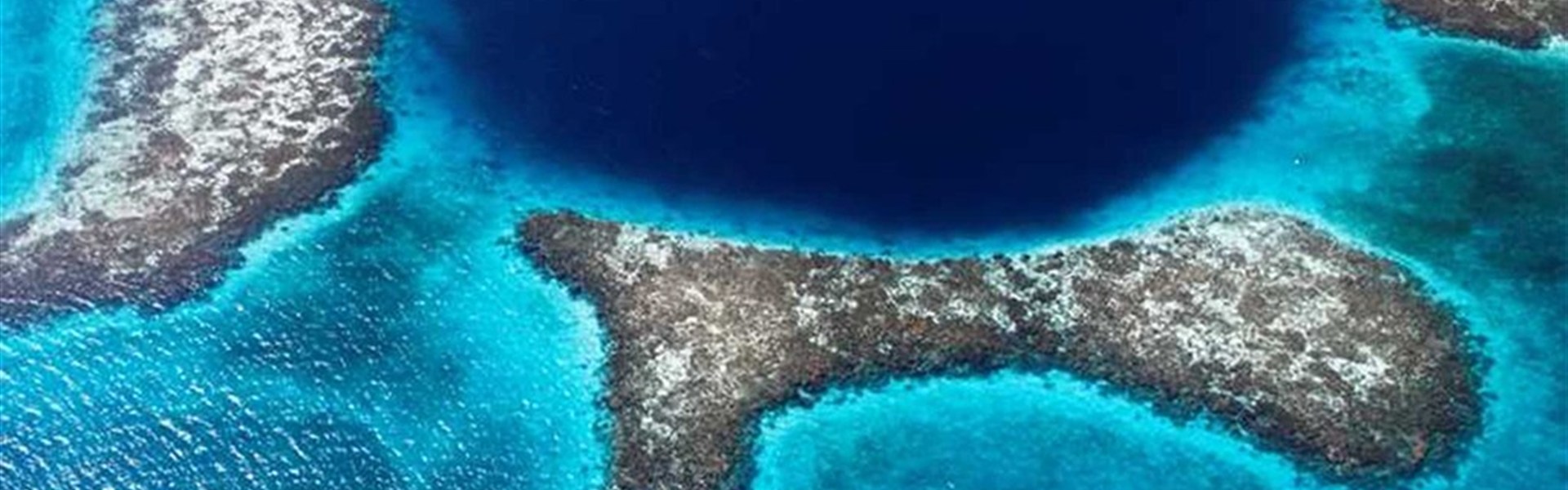 Koralové atoly Belize - plavba na katamaránu - 