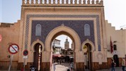 Maroko – královská města a Sahara (8 dní) - Historická brána Bab Boujloud je vstupem do starobylé mediny ve Fesu, která je zapsaná na seznamu UNESCO.