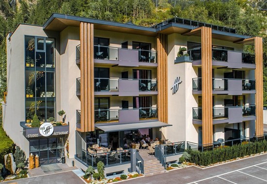 Hotel Vier Studios & Restaurant - Längenfeld - 