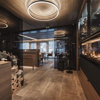 Hotel Vier Studios & Restaurant - www.marco-polo.cz