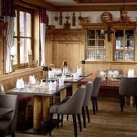 Das Alpenhaus Kaprun (S) - www.marco-polo.cz