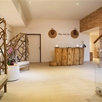 Das Alpenhaus Kaprun (S) - www.marco-polo.cz