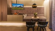 Hotel Vier Studios & Restaurant ****