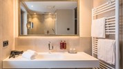 Hotel Vier Studios & Restaurant ****