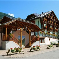 Hotel Domina Parco dello Stelvio - léto - www.marco-polo.cz