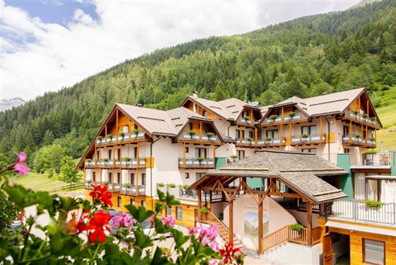 Marco Polo - Hotel Domina Parco dello Stelvio - léto - 