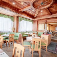 Hotel Alpine Mugon - www.marco-polo.cz