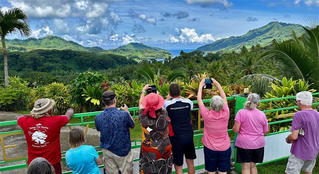 Tahiti & Bora Bora - 8-denní plavba malou jachtou po ostrovech Francouzské Polynésie