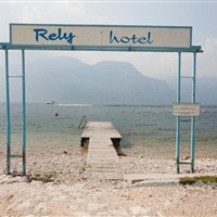 Hotel Rely - www.marco-polo.cz
