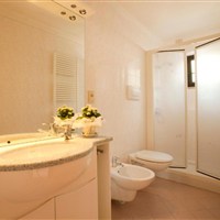 Hotel Rely - www.marco-polo.cz