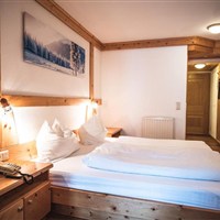 Core Kaprun (W) - www.marco-polo.cz