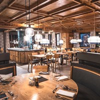 Core Kaprun (W) - www.marco-polo.cz