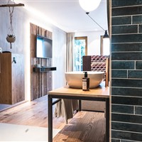 Core Kaprun (W) - www.marco-polo.cz