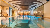 Hotel Adler Suite & Stube ****