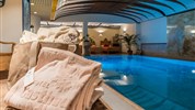 Hotel Adler Suite & Stube ****