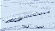 Tundra Buggy Lodge s Městem a Polárnimi Medvědy - Tundra Buggy Lodge v zimní krajině ukazuje sezonní zázemí umístěné přímo v tundře v oblasti Polar Bear Point. Právě poloha lodge v Churchill Wildlife Management Area odlišuje tento program od běžných pobytů ve městě Churchill.
