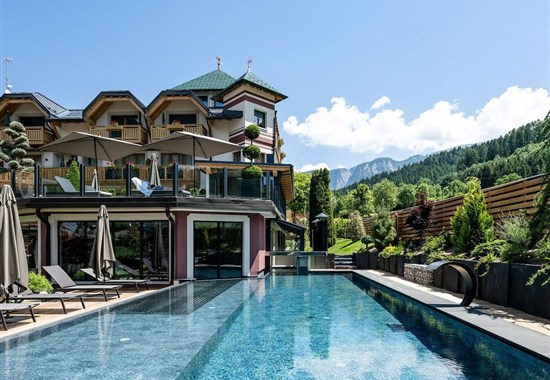 Tevini Dolomites Charming Hotel - Itálie