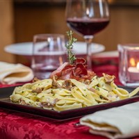 Hotel Tirol - Natural Idyll - www.marco-polo.cz