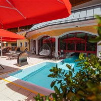 Berg & Spa Hotel Urslauerhof (S) - www.marco-polo.cz