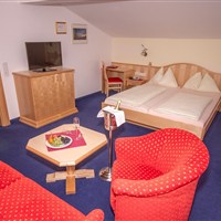 Berg & Spa Hotel Urslauerhof (W) - www.marco-polo.cz