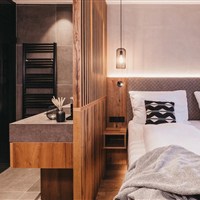 Hotel JOHANN Schladming (W) - www.marco-polo.cz