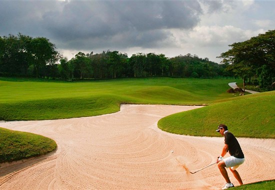 Golf v Thajsku - Bangkok a Pattaya - Pattaya - Thajsko_Golf_Pattaya_Laem Chabang International Country Club
