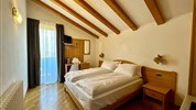 HC Hotel Garni **