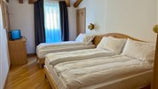 HC Hotel Garni **