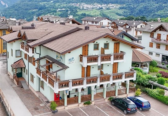 HC Hotel Garni - Cembra Lisignago - 