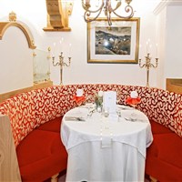 Wellnesshotel Neue Post (W) - www.marco-polo.cz