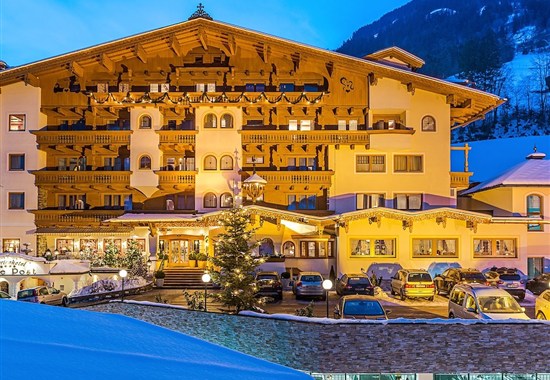 Wellnesshotel Neue Post (W) - Mayrhofen-Hippach - 