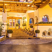 Wellnesshotel Neue Post (W) - www.marco-polo.cz