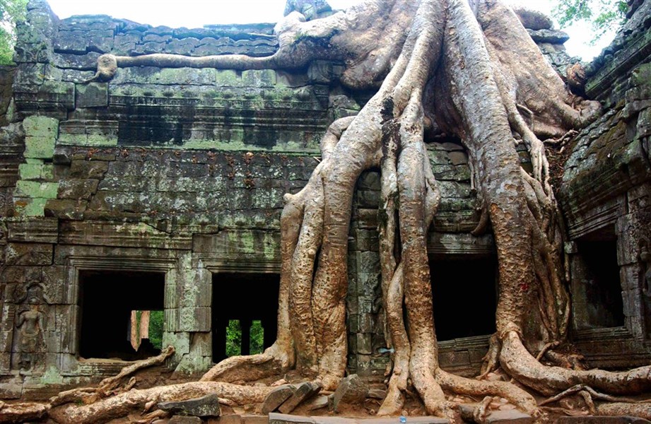 Fascinující Angkor Wat, se zastávkou v Bangkoku - Kambodža_angkor_phnom