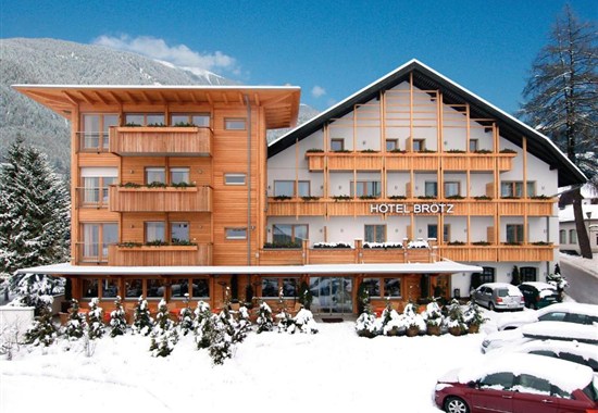 Hotel Brötz - zima - Dolomiti Superski - 