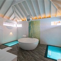 The Standard - www.marco-polo.cz