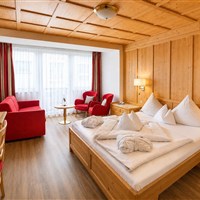 Hotel Latini (W) - www.marco-polo.cz