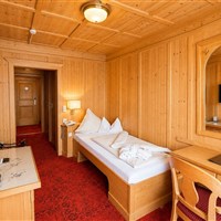Hotel Latini (W) - www.marco-polo.cz