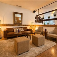 Hotel Latini (W) - www.marco-polo.cz