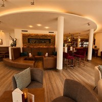 Hotel Latini (W) - www.marco-polo.cz