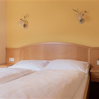 Hotel Weissenstein (S) - www.marco-polo.cz