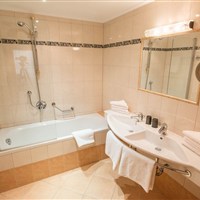 Hotel Weissenstein (S) - www.marco-polo.cz